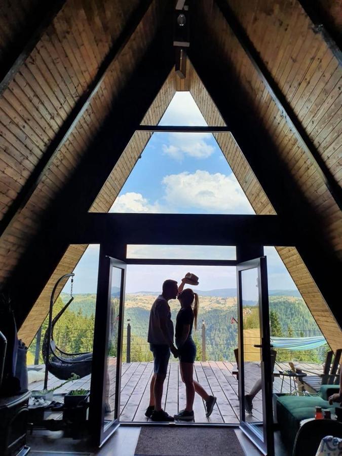 Nordik Cabin - Aframe With 2 Bedrooms Mărişel المظهر الخارجي الصورة